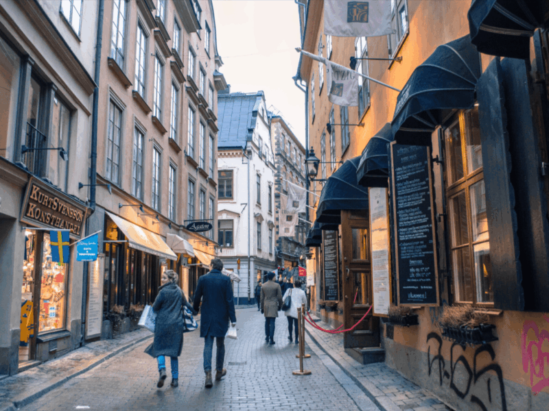 Cultural Etiquette Tips for First-Time Visitors to Sweden